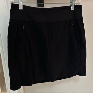 Black Athleta skirt